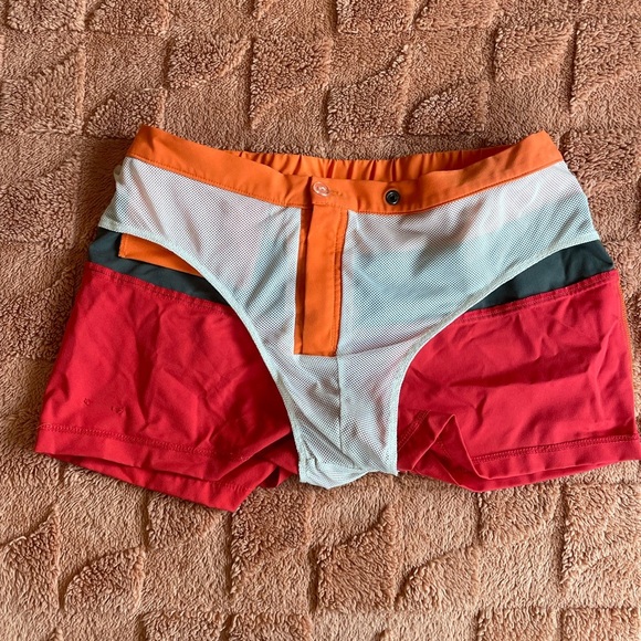 Parke & Ronen Red & Orange 2” Angeleno Solid Stretch Swim Trunk - Picture 5 of 6